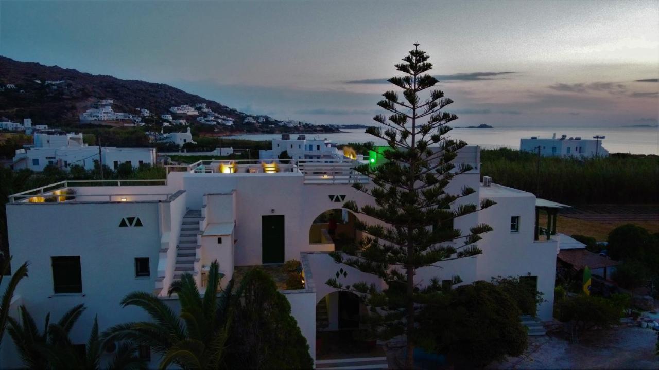 Studios Vrettos Beachfront Hotel Pláka Kültér fotó