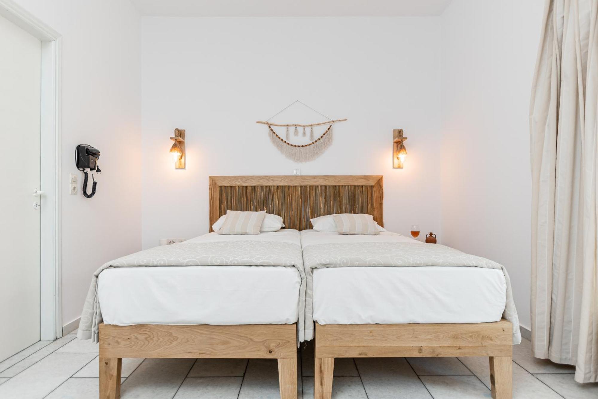 Studios Vrettos Beachfront Hotel Pláka Kültér fotó