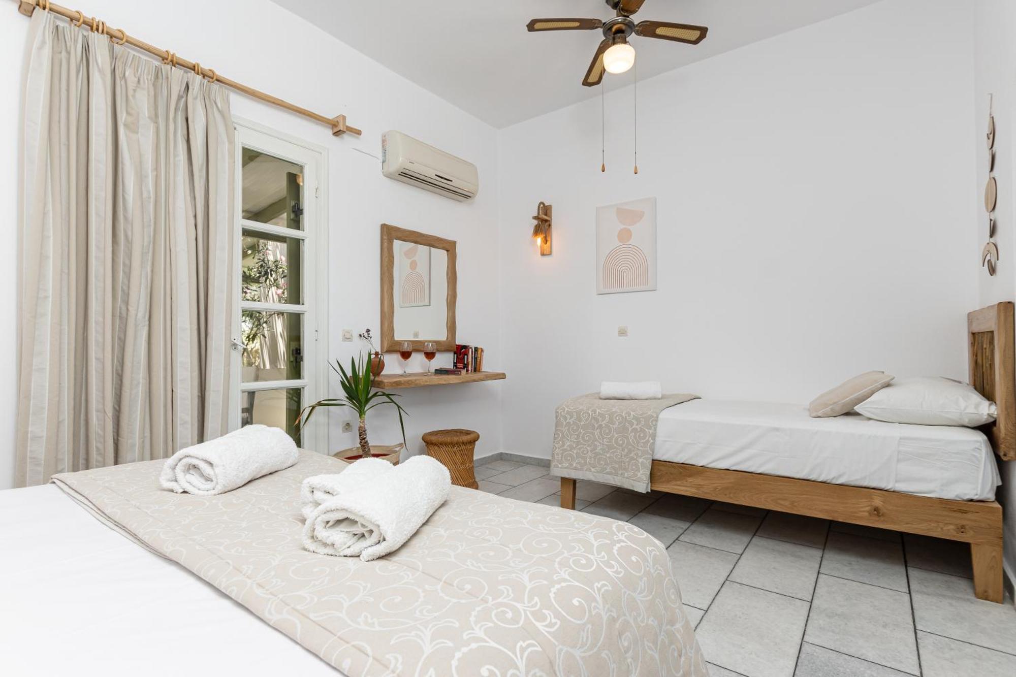 Studios Vrettos Beachfront Hotel Pláka Kültér fotó