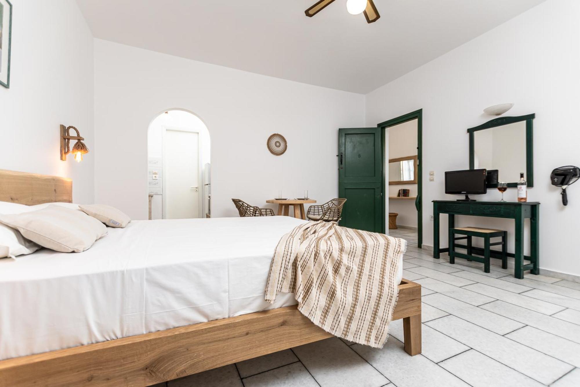 Studios Vrettos Beachfront Hotel Pláka Kültér fotó